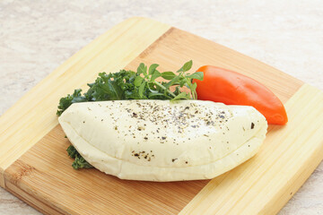 Raw haloumi cheese for grill