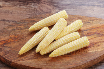 Raw natural organic baby corn