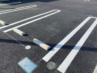 駐車場パーキングの白線引き