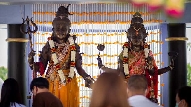Statue of Shiva and Maha Uma Devi, Bangkok, Thailand