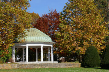 Pavillon im Stadtgarten Friedrichshafen © Elke Hötzel