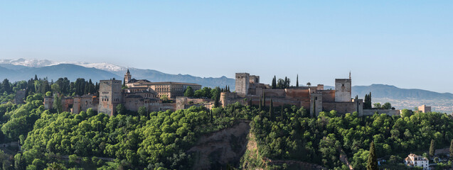 Fototapeta premium Panorama of la Alhambra, a tourist landmark in Granada, Spain