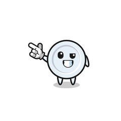 plate mascot pointing top left