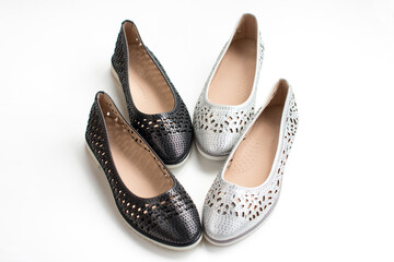 women's comfortable shoes. Summer black and white flat-soled slippers