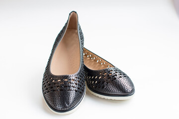 women's comfortable shoes. Summer black and white flat-soled slippers