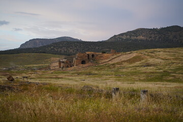 Obraz premium hierapolis ancient city theater in pamukkale