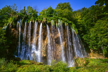 Fototapeta premium Beautiful waterfall in Plitvice Lakes National Park. Croatia