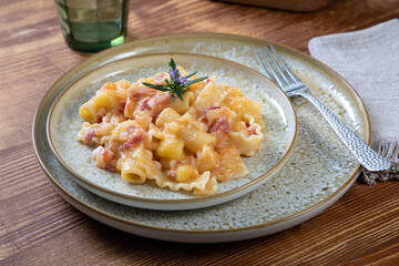 pasta con patate e bacon