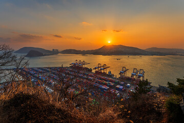 부산 신선대 부두