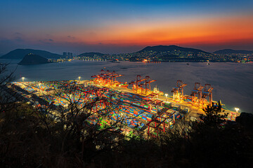 부산 신선대 부두