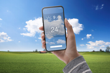 Weather forecast app on the smartphone