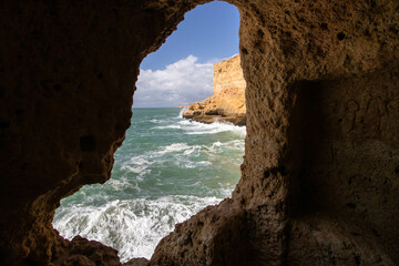 Obraz premium Höhle am Algar Seco an der Algarve