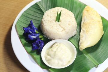Durian sticky rice on a plate, ready to serve