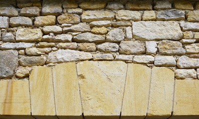 mur de pierre et voute