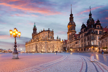 Fototapeta na wymiar Altstadt von Dresden am Abend, Deutschland