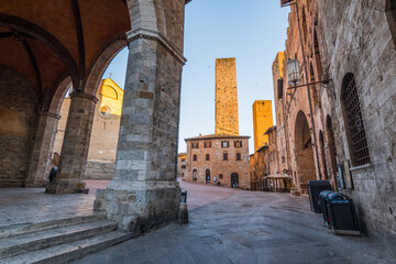 street view of san gimignano medieval town, Italy - obrazy, fototapety, plakaty