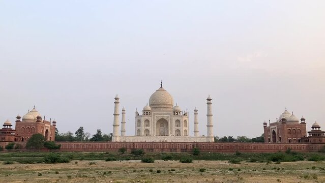 Taj mahal full view time lapse, view from mehtab bagh, Taj Mahal the wonder
