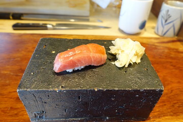 中トロの握り寿司