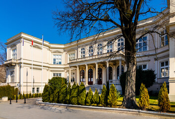 Historic Palac Rembielinskiego Palace, known as Lesserow Palace or Poznanski Villa at Piekna street and Ujazdowskie Avenue in Srodmiescie district of Warsaw in Poland © Art Media Factory