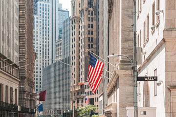 New York stock exchange building and wall street. Business and finance - obrazy, fototapety, plakaty