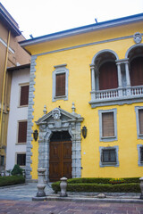 Old palazzo at Piazza del Duomo in Old Town in Como