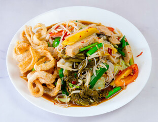 stir fried noodles with pork
