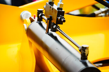 Hydraulic mechanism on modern machine