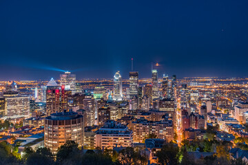 The skyline of Montreal Canada at dusk - obrazy, fototapety, plakaty