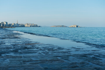 flaque d'eau Saint-Malo