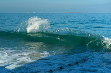 vagues des grandes marées à Saint-Malo
