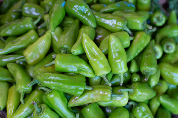 Obraz na płótnie Canvas green hot chili peppers