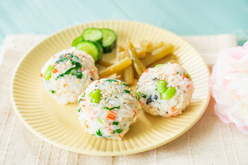 カニカマと青菜のチュモッパとおかず