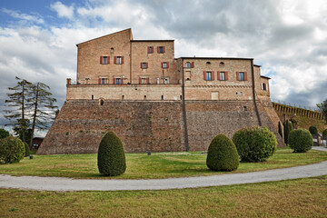 Fototapeta na wymiar Bertinoro, Emilia Romagna, Italy: the ancient fortress in the hill top of the picturesque old town