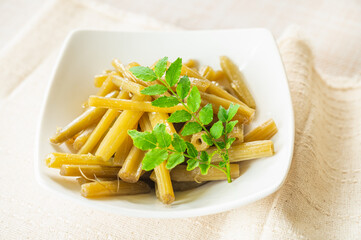 和食　フキの炒め煮