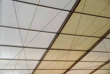 Beige weißes Zeltdach aus Stoff von Festzelt