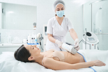 Obraz premium woman receives spa treatment