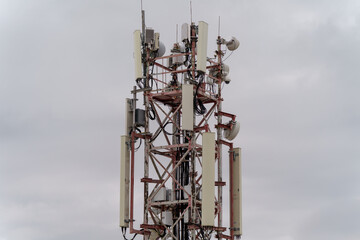 Large antenna of mobile communication and Internet
