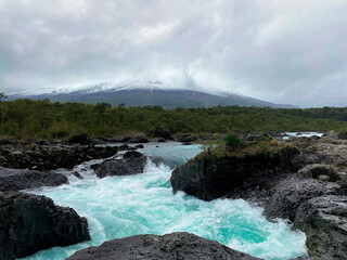 Hermosas vistas desde el Parque Nacional Vicente Pérez Rosales, Región de Los Lagos, Chile