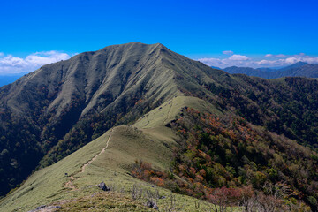 Fototapeta premium 剣山から三嶺