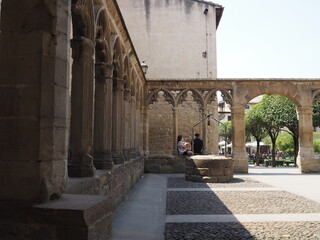 Olite con su Palacio Real, palacio de los reyes de Navarra. Espa&ntilde;a.