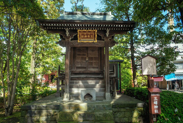 東京、浅草寺の三峯神社