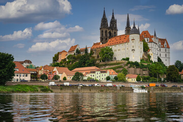 Obraz premium View on old city and castle Albrechtsburg Meissen, Saxony, Germany,