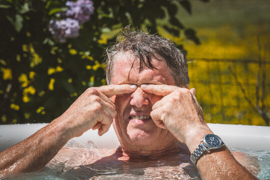 Abk&uuml;hlung im Pool