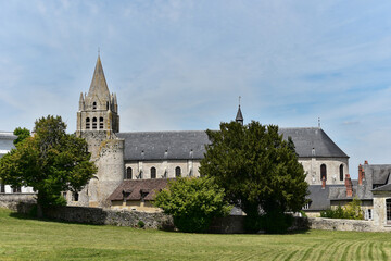 Fototapeta na wymiar Frankreich - Meung-sur-Loire - Saint-Liphard Kirche