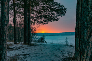 Sunrise in Samarskaya Luka National Park on a frosty winter morning!