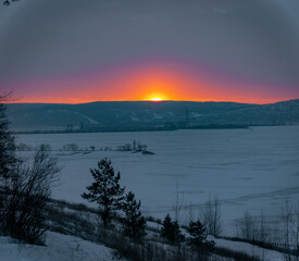 Sunrise in Samarskaya Luka National Park on a frosty winter morning!