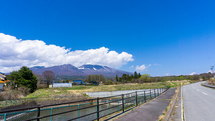 Fototapeta premium 青空と雲の風景