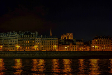 Fototapeta na wymiar A night view of Seine River in Paris