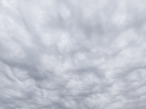 heller, lichter grauer Himmel, Hintergrund Textur
