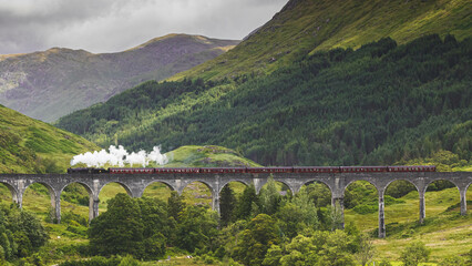 Glenfinnan Viaduct © Lukasz